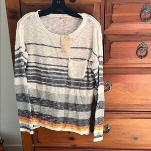 Hem & Thread Monochrome Knit Sweater Top NWT